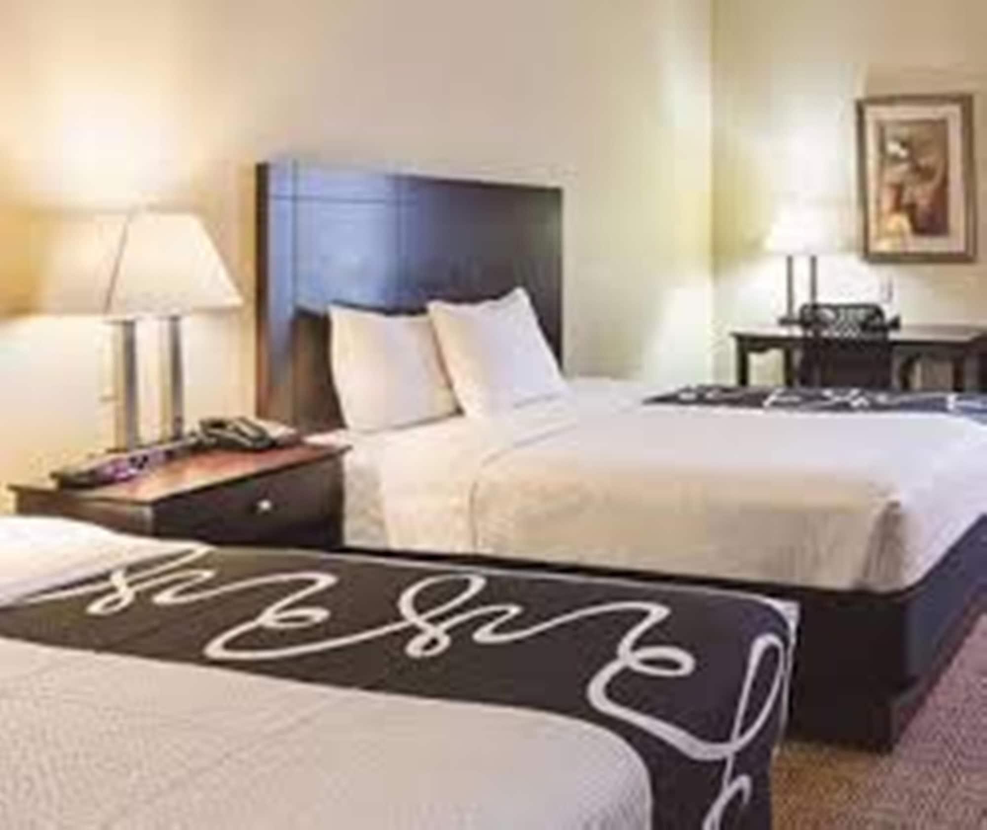 Hotel La Quinta By Wyndham Waxahachie Extérieur photo