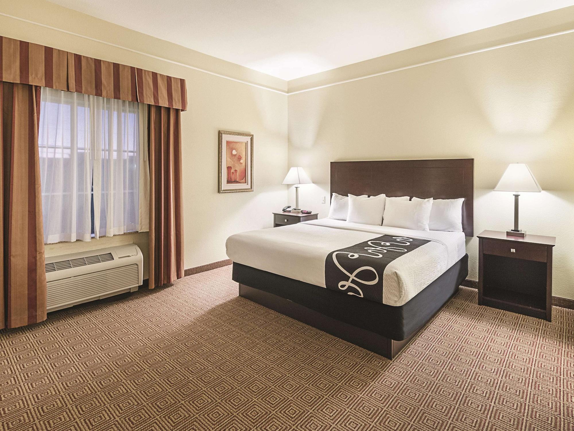 Hotel La Quinta By Wyndham Waxahachie Extérieur photo